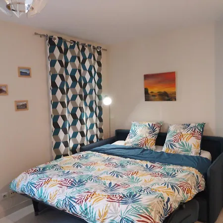 Apartment Les Chatelaines Hyeres