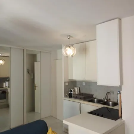 Les Chatelaines Apartment