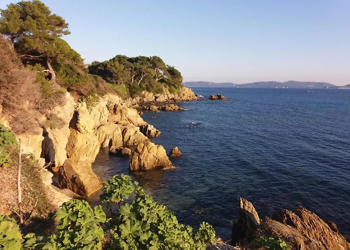 Les Chatelaines Daire *