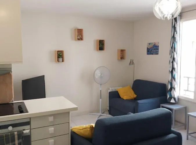 Les Chatelaines Apartment *